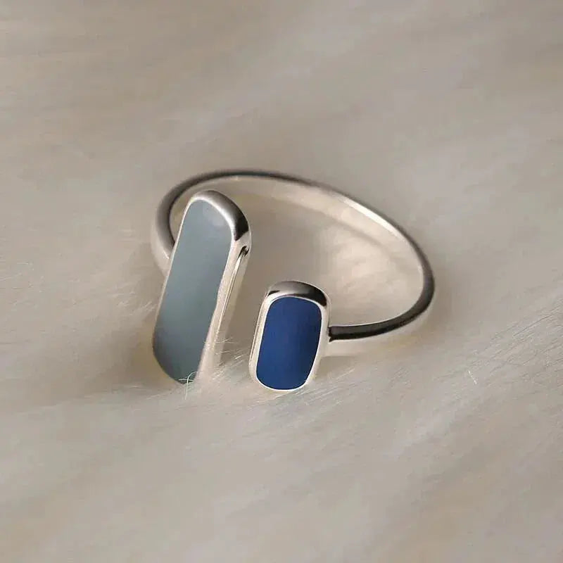 Vintage ring with blue stone in silver-Maryam Jewelry