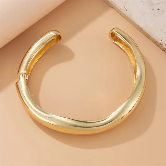 Classic Gold Choker Smooth Curved Necklace-Maryam Jewelry