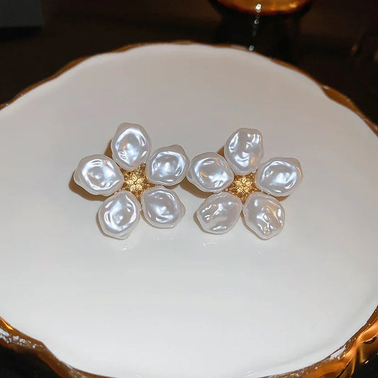 Vintage Gold White Flower Pearl Earrings-Maryam Jewelry