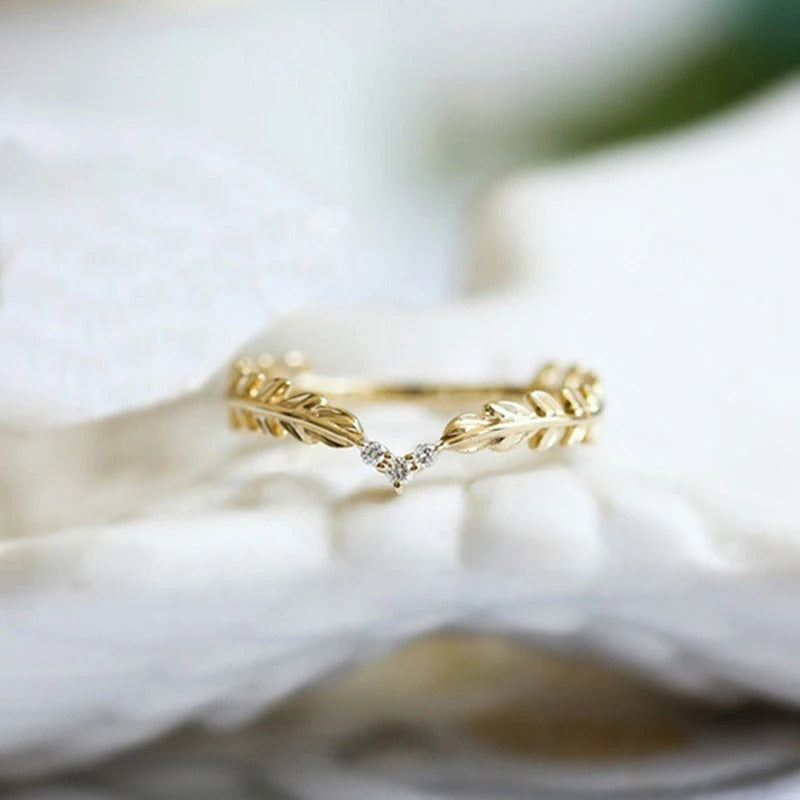 Vintage Gold V-Shaped Leaf Design & Crystal Ring-Maryam Jewelry