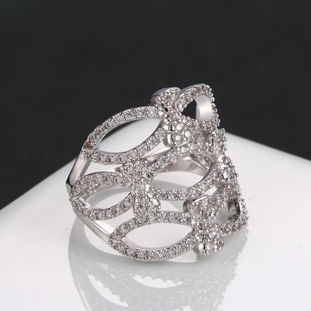 Classic Silver Floral Halo Vintage Ring-Maryam Jewelry